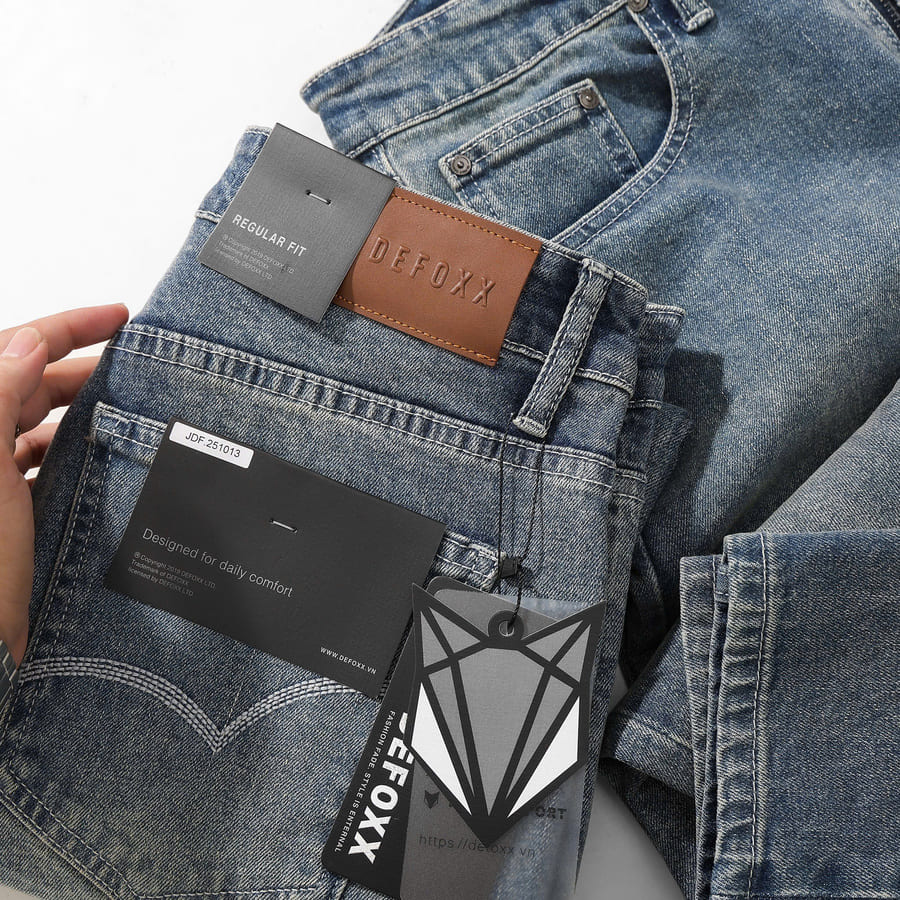 Quần jean nam defoxx ống suông wash đá co giãn - Ảnh 3