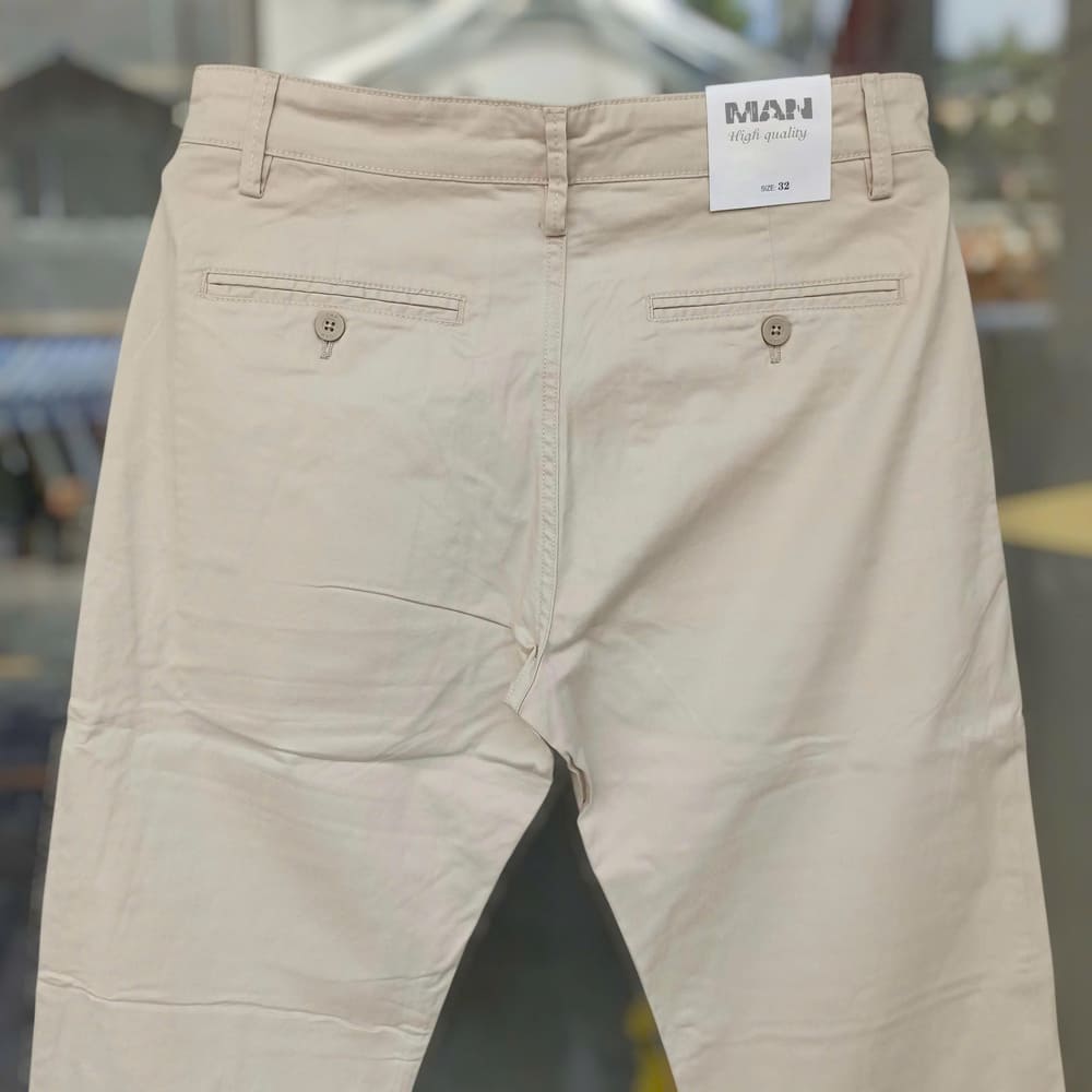 Quần kaki nam túi chéo màu be - Ảnh 3