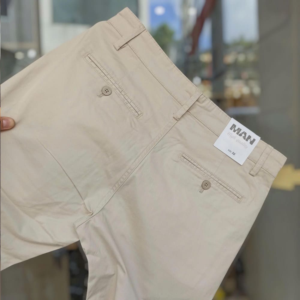 Quần kaki nam túi chéo màu be - Ảnh 5